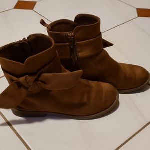 GAP Kids Ankle Booties